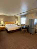 featured image of 1020 W 12th Ave #705