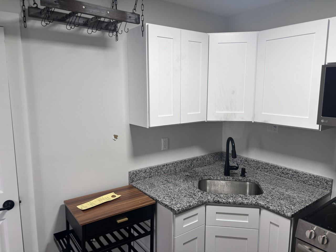 2747 Washington Ave #2 - Photo 4 of 13