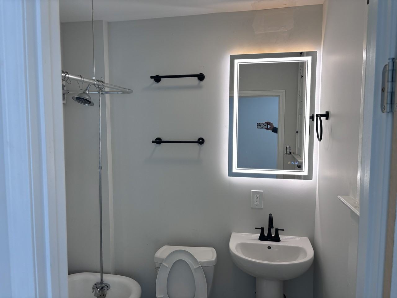 2747 Washington Ave #2 - Photo 6 of 13