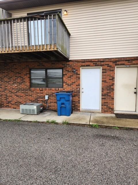 32 Bellevue Dr #4 - Photo 2 of 13