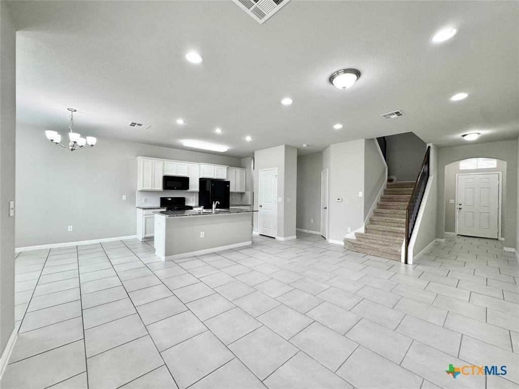 113 Homily Dr - Photo 5 of 35