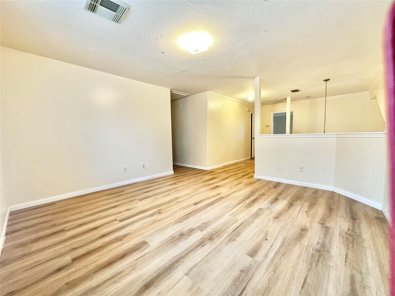 16322 Sitella Ct - Photo 4 of 17