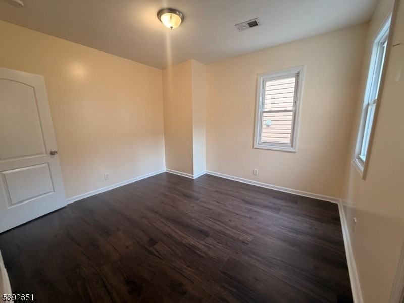 154 Park Pl Unit 2 - Photo 6 of 26