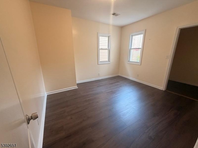 154 Park Pl Unit 2 - Photo 7 of 26