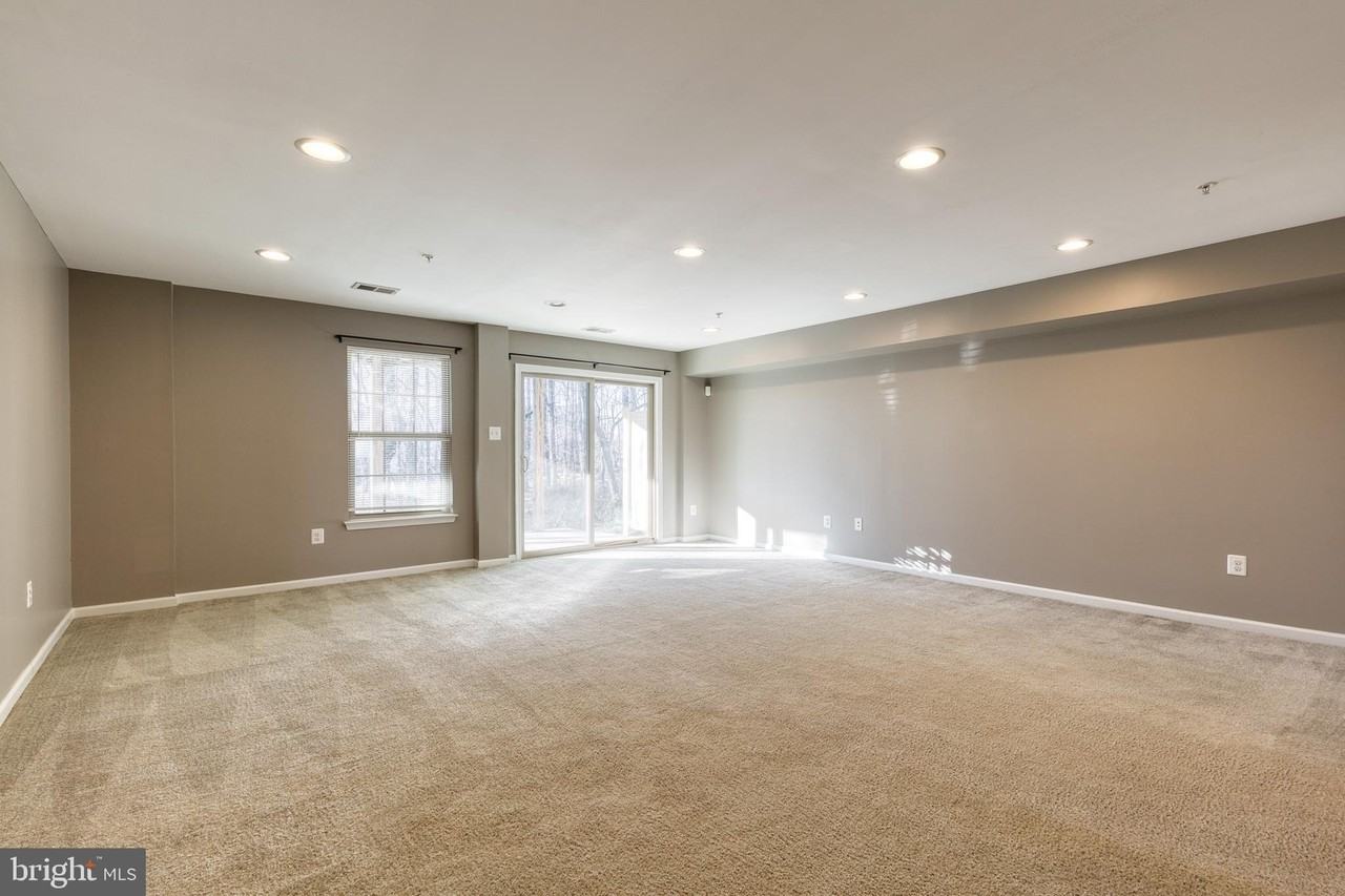 7635 Telamon Way - Photo 6 of 34