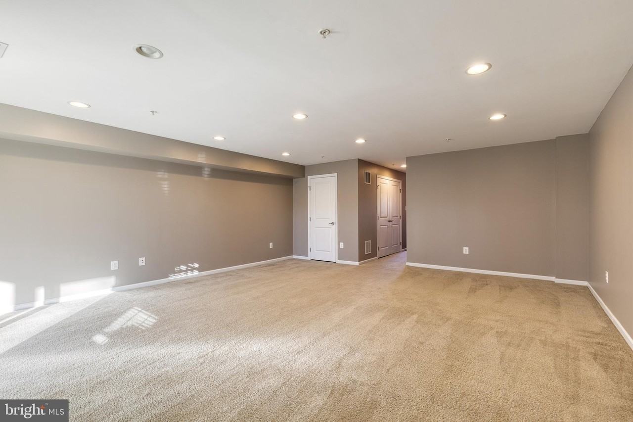 7635 Telamon Way - Photo 7 of 34