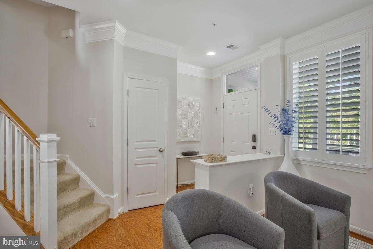 20 Boucher Pl - Photo 7 of 50