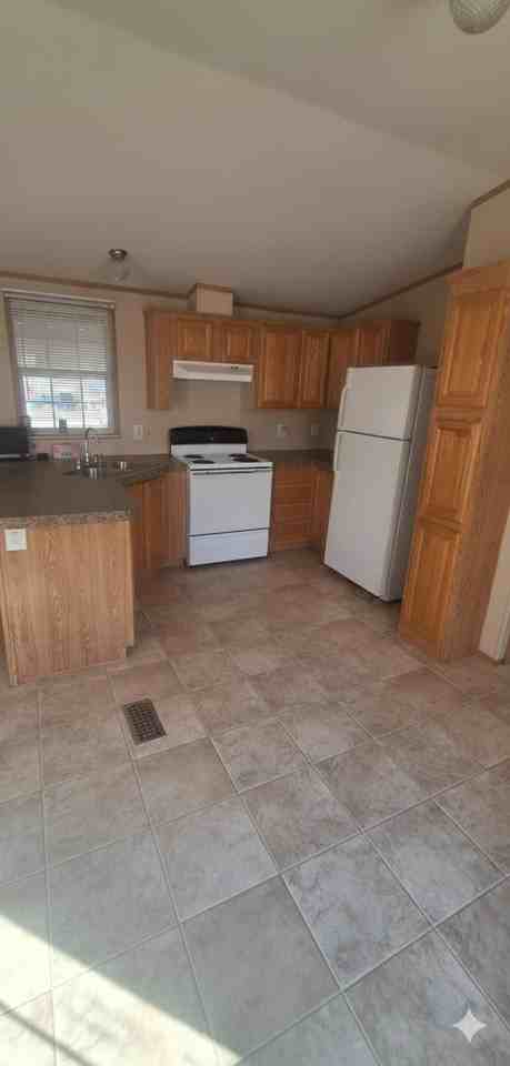 111 County Road 6037 - Photo 3 of 9