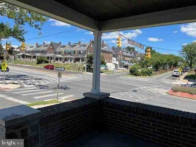 537 Wildwood Pkwy - Photo 3 of 29