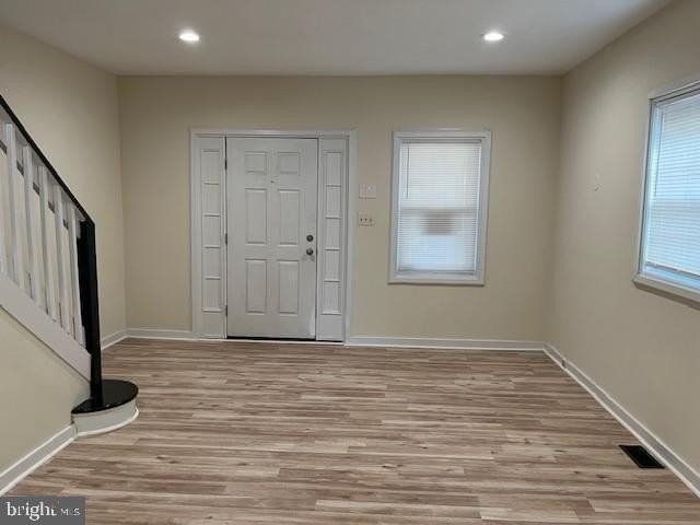 537 Wildwood Pkwy - Photo 4 of 29