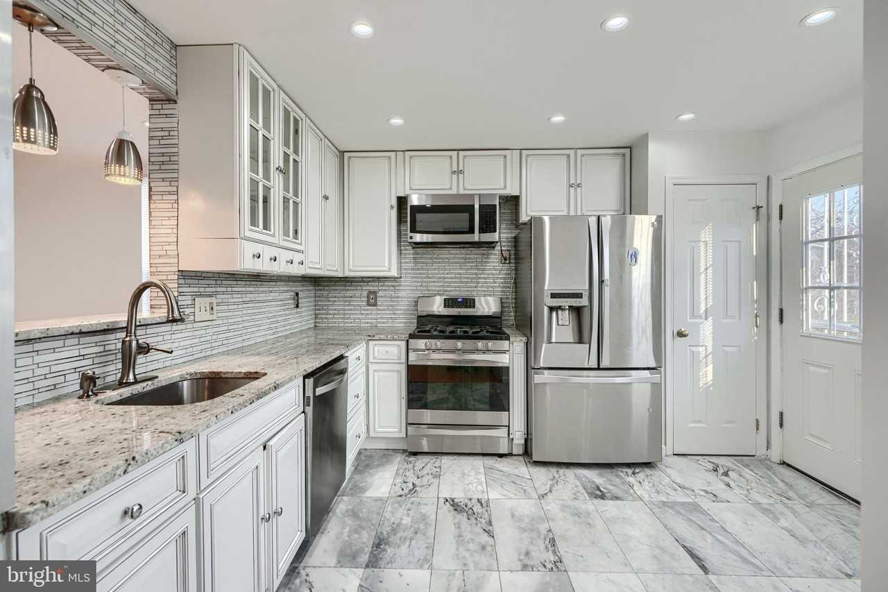 703 George St - Photo 6 of 27