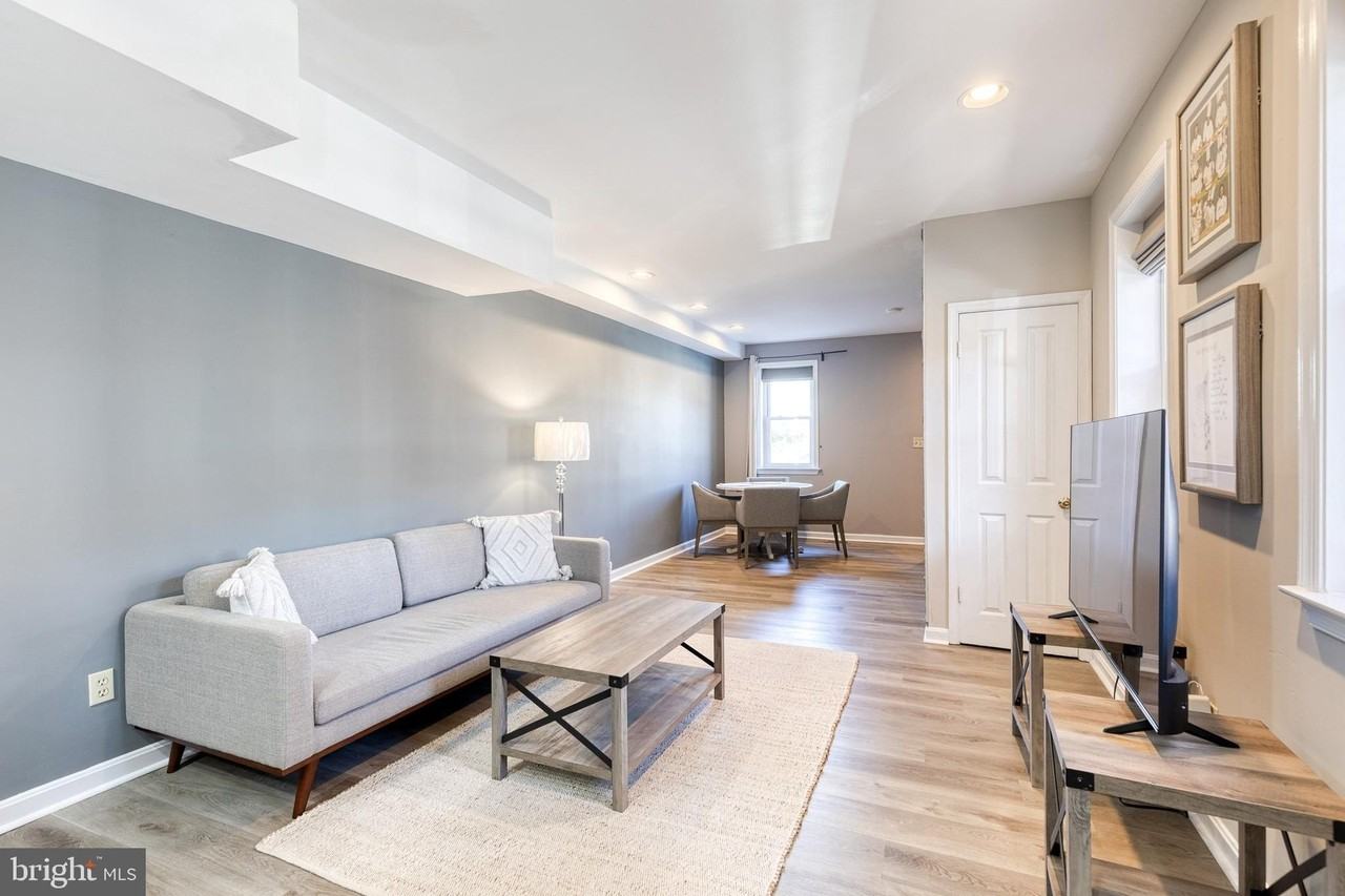 447 E Gittings St - Photo 6 of 30