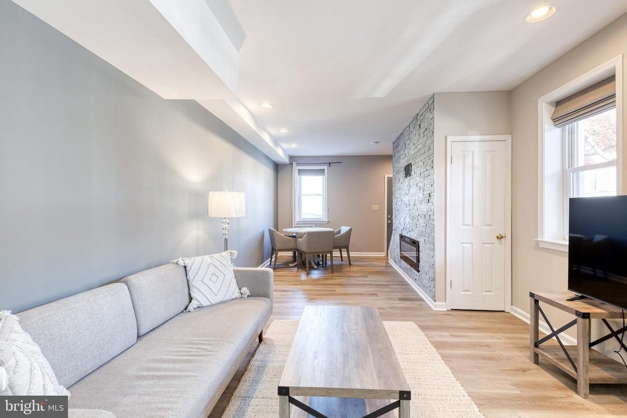 447 E Gittings St - Photo 7 of 30