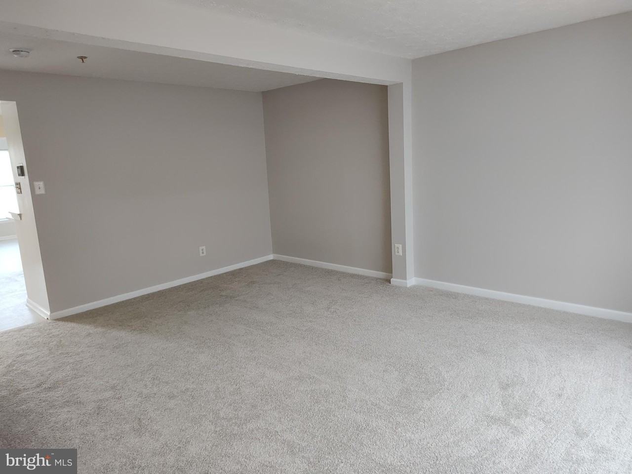 5032 Finsbury Rd - Photo 4 of 34