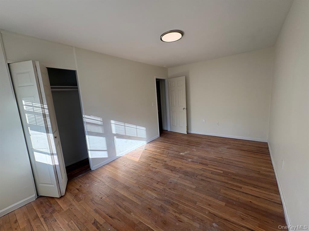 2103 Barclay Mnr - Photo 4 of 7