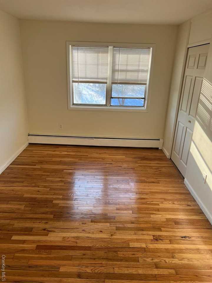 2103 Barclay Mnr - Photo 5 of 7