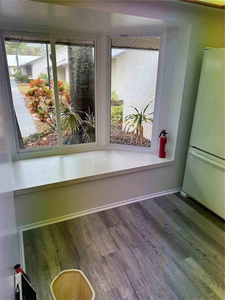 829 3rd Ave Sw - Photo 3 of 30