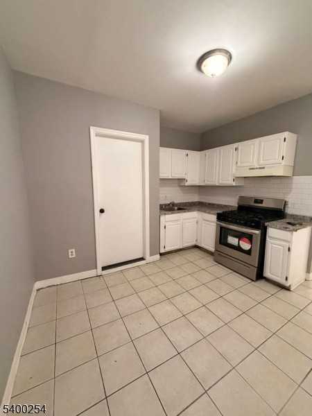 264 1st St Apt 6-266 - Photo 3 of 11