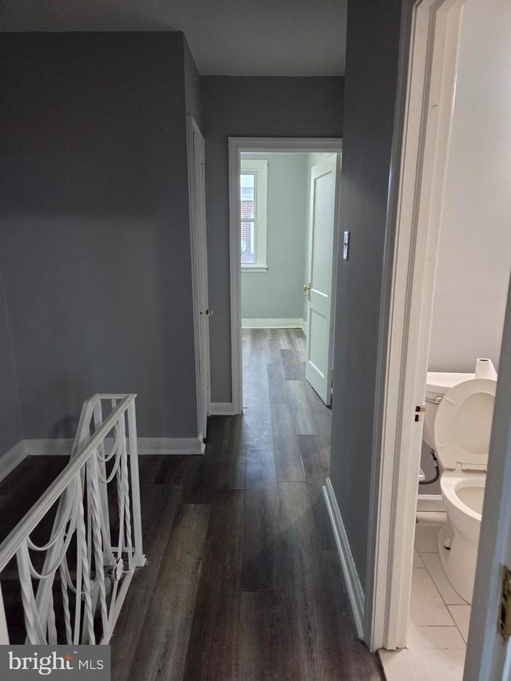 1313 Wells St - Photo 6 of 13