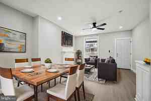 featured image of 2165 Conlyn St