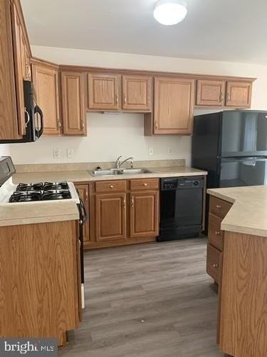 35 Locust Run Dr - Photo 4 of 13