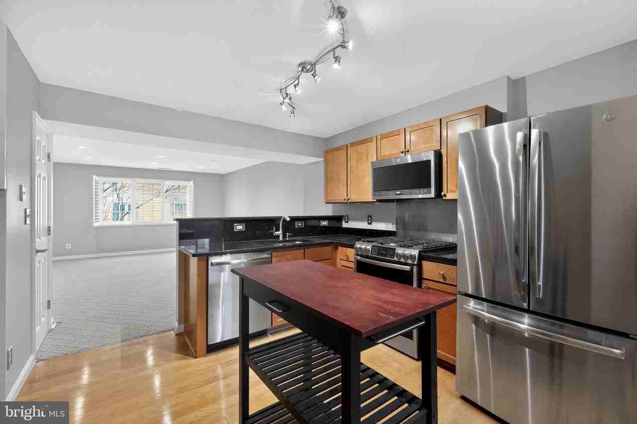 1455B N Van Dorn St - Photo 7 of 33