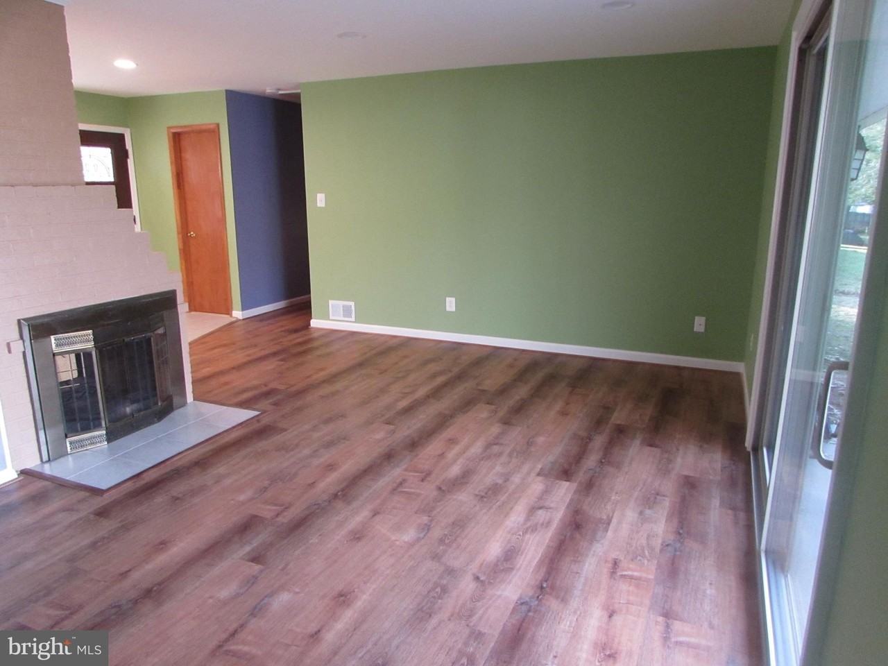 7305 Charlotte St - Photo 6 of 16