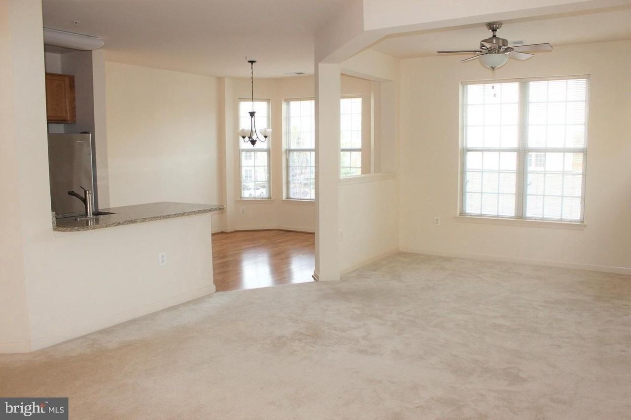 6480 Cheyenne Dr Unit 201 #201 - Photo 4 of 30