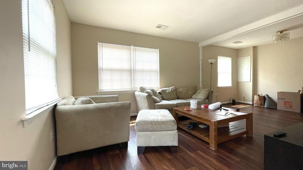 8766 Walutes Cir Unit D #D - Photo 4 of 8