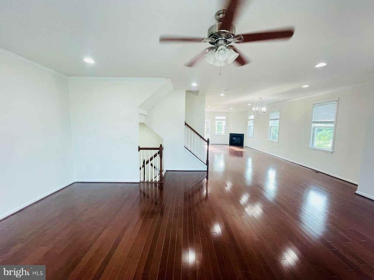 24677 Capecastle Ter - Photo 3 of 33