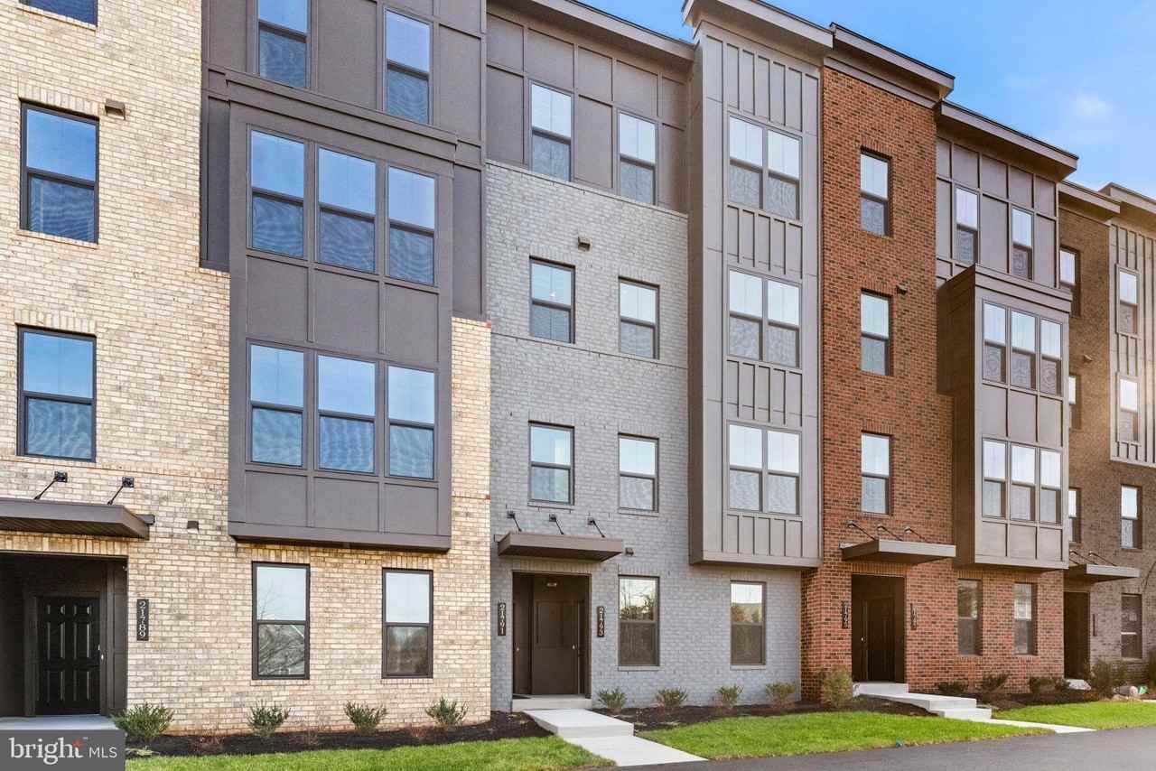 21791 Express Ter - Photo 2 of 50