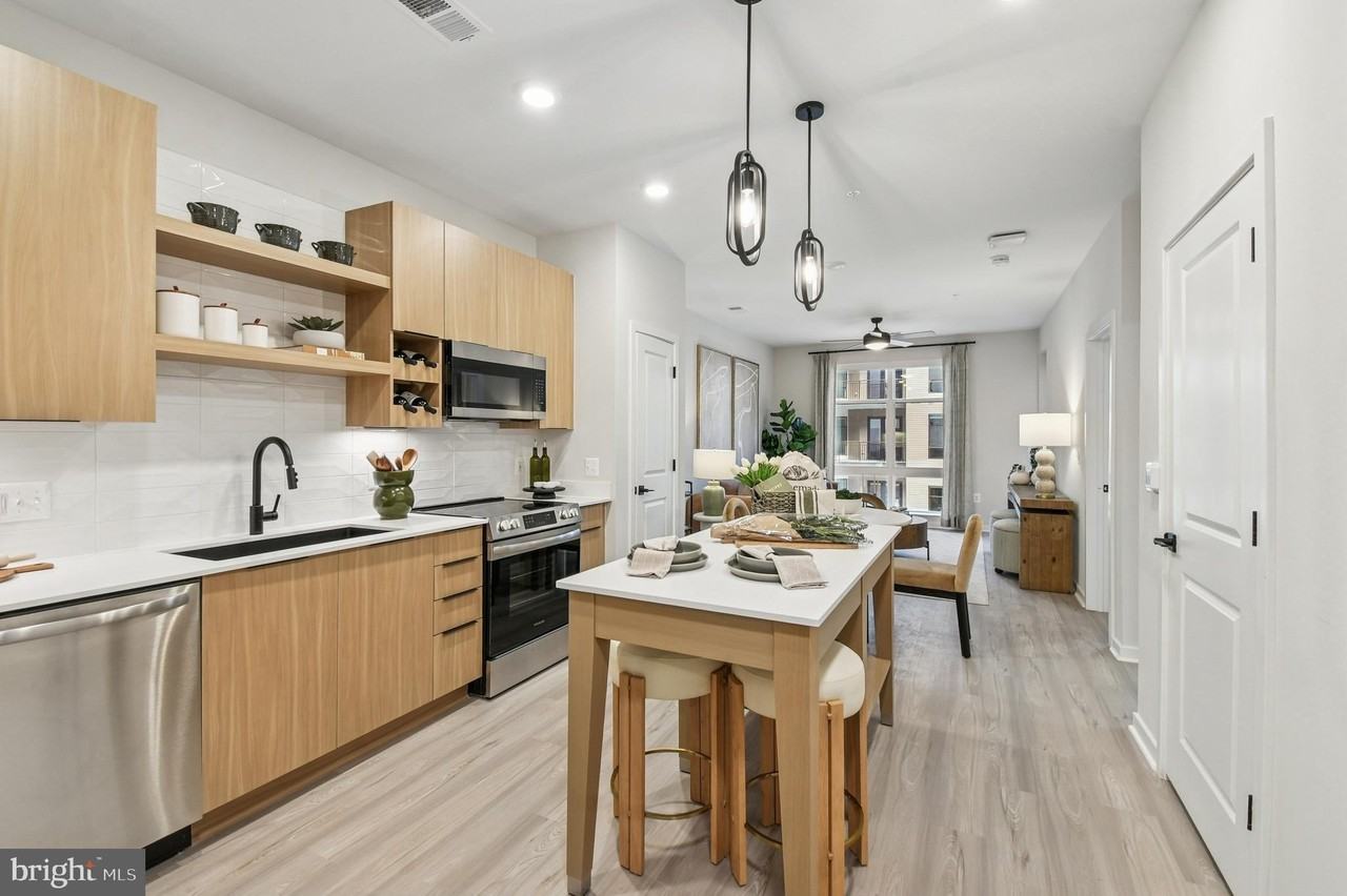 43601 Charitable St Apt 273 #273 - Photo 5 of 12