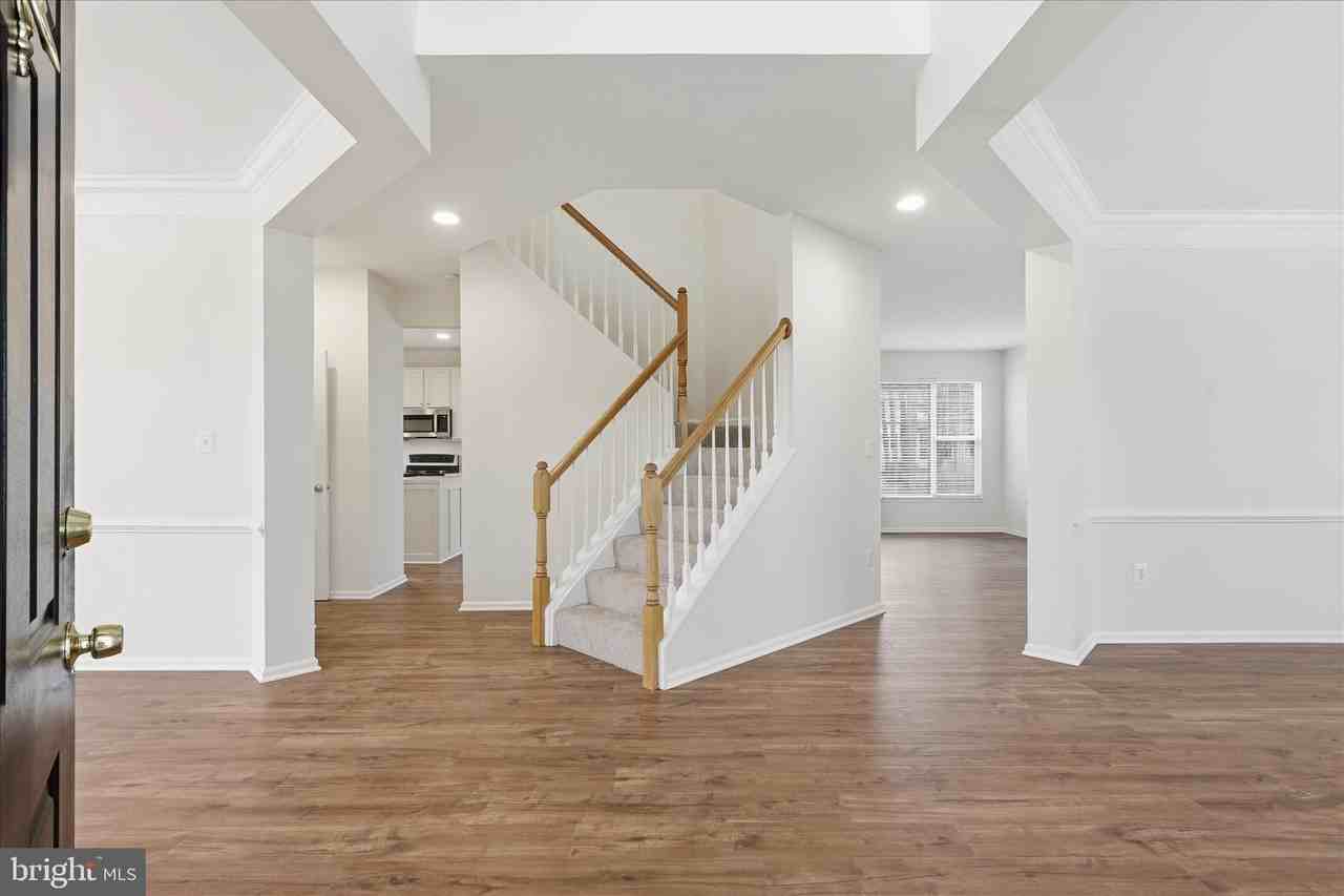 43438 Oxen Ln - Photo 5 of 41