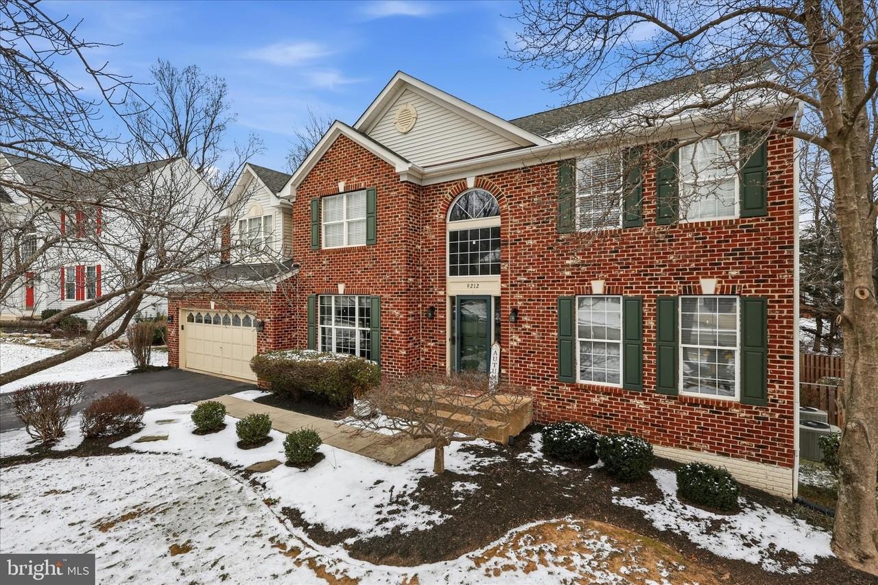 9212 Zachary Ct - Photo 2 of 50