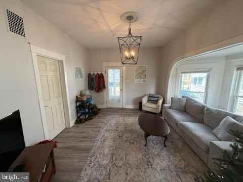 524 Lafayette St - Photo 3 of 20