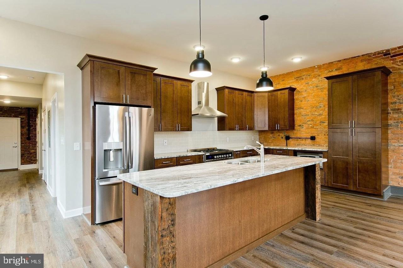 160 N Loudoun St Apt 301 #301 - Photo 5 of 23