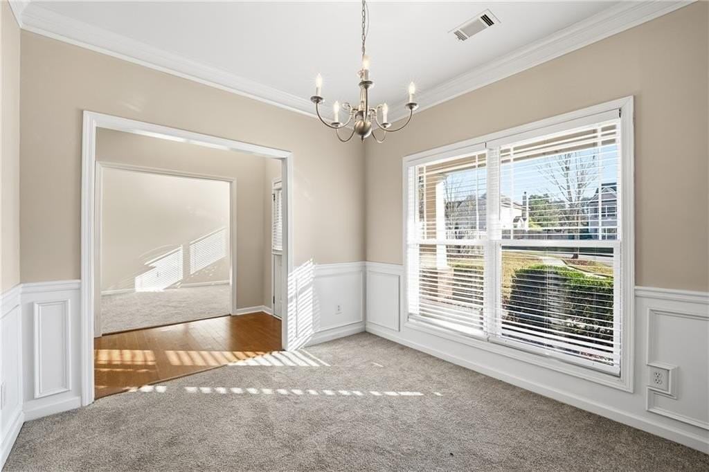 5670 Winter Bluff Way - Photo 4 of 33