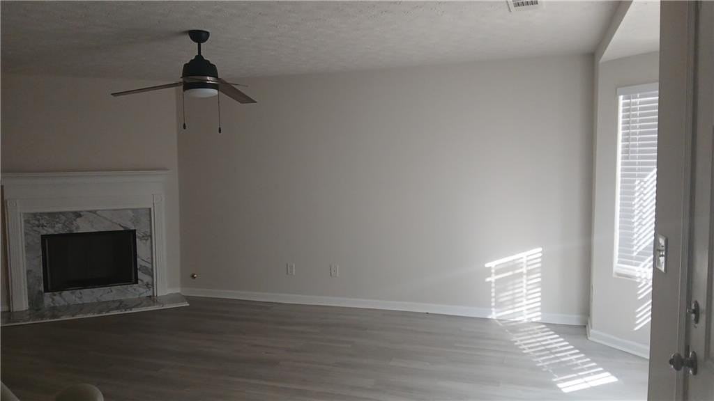 5677 Wind Gate Ln - Photo 7 of 27