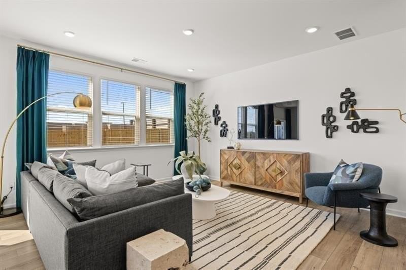 2752 Lou Lou Ln - Photo 3 of 25