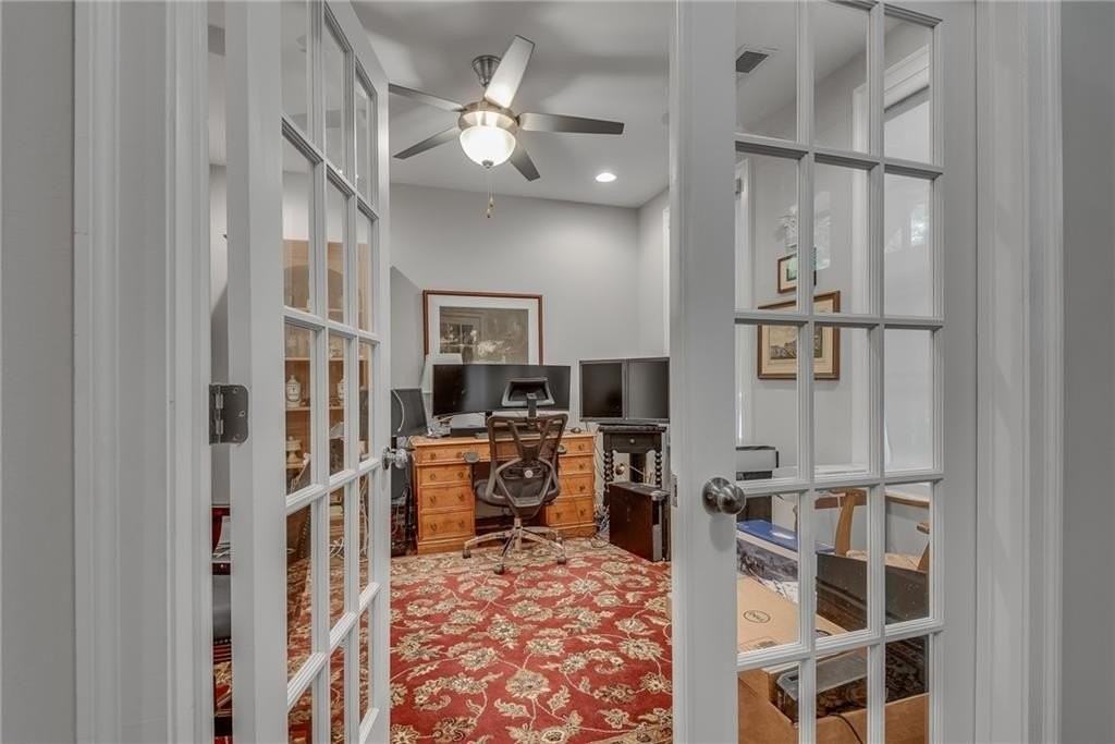 345 Glen Iris Dr Ne Unit 3 #3 - Photo 5 of 50