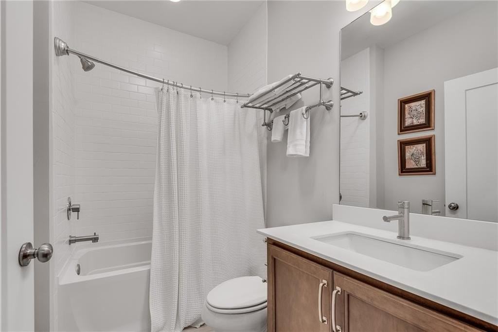 345 Glen Iris Dr Ne Unit 3 #3 - Photo 6 of 50