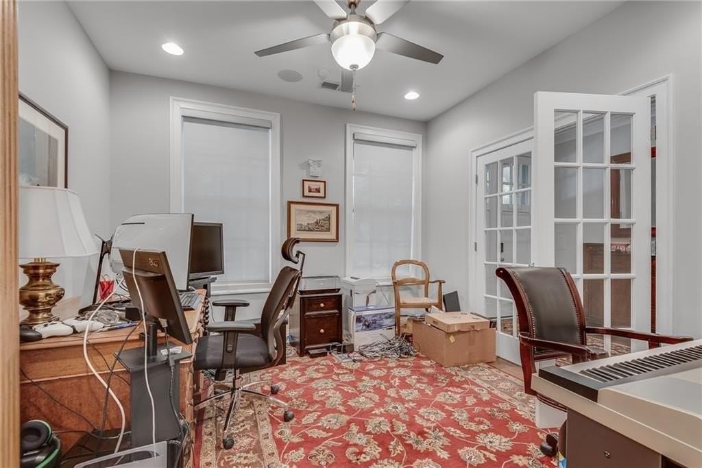 345 Glen Iris Dr Ne Unit 3 #3 - Photo 7 of 50