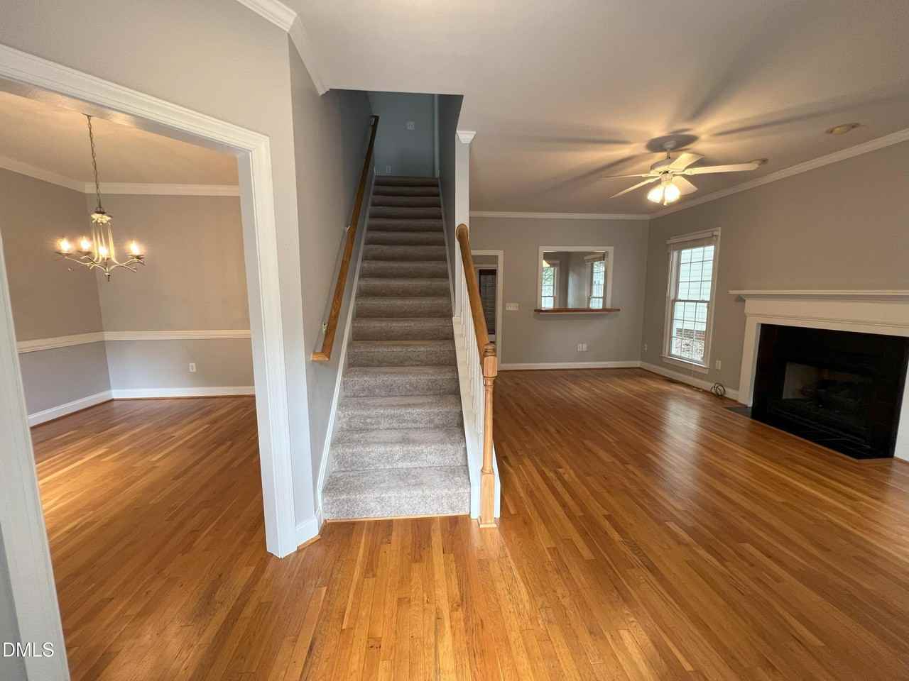 228 Kingsport Rd - Photo 3 of 37