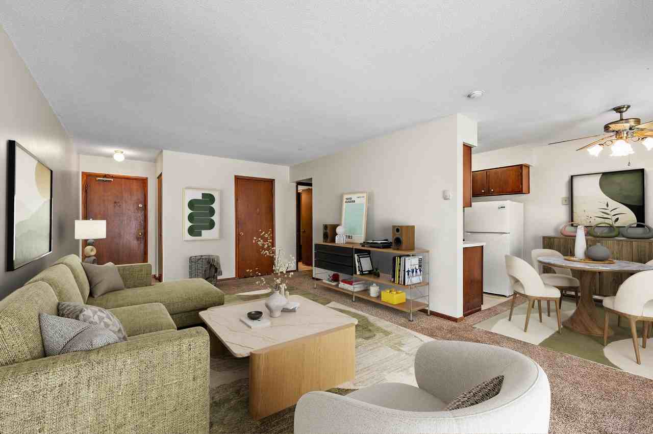 Kings Manor Apartments - Photo 3 of 22