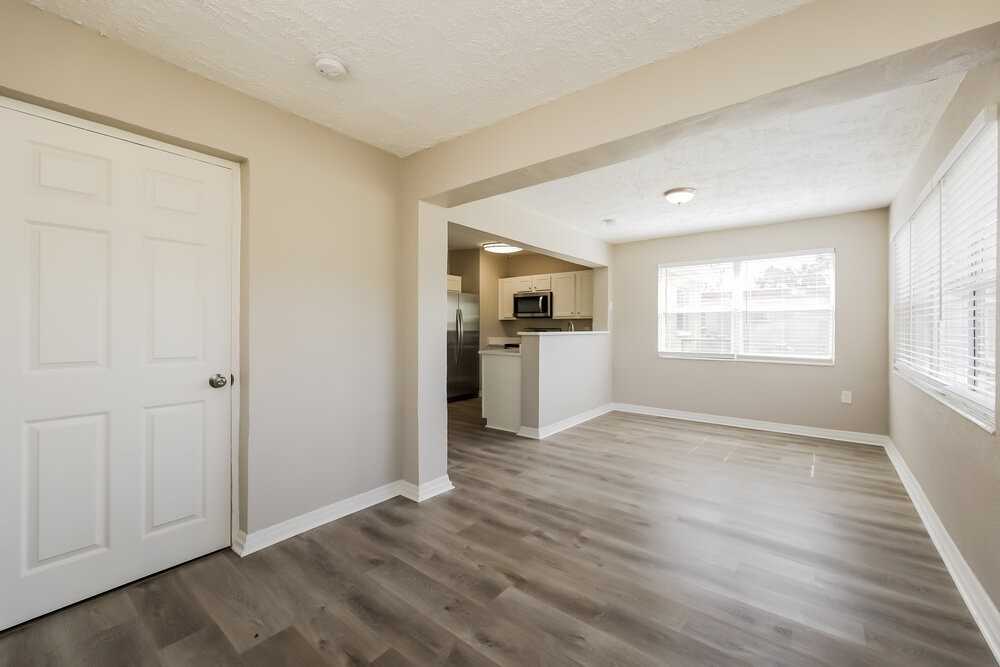 1412 Brookhill Dr - Photo 6 of 16