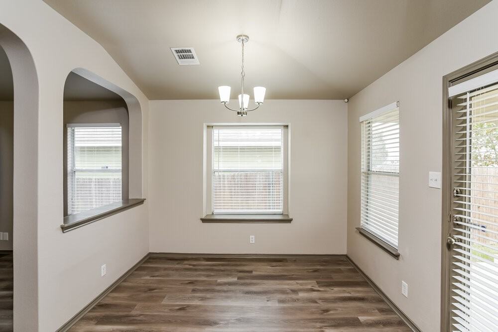 316 Hummingbird Dr - Photo 6 of 16