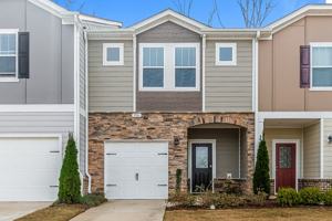 featured image of 206 Brook Farm Ln