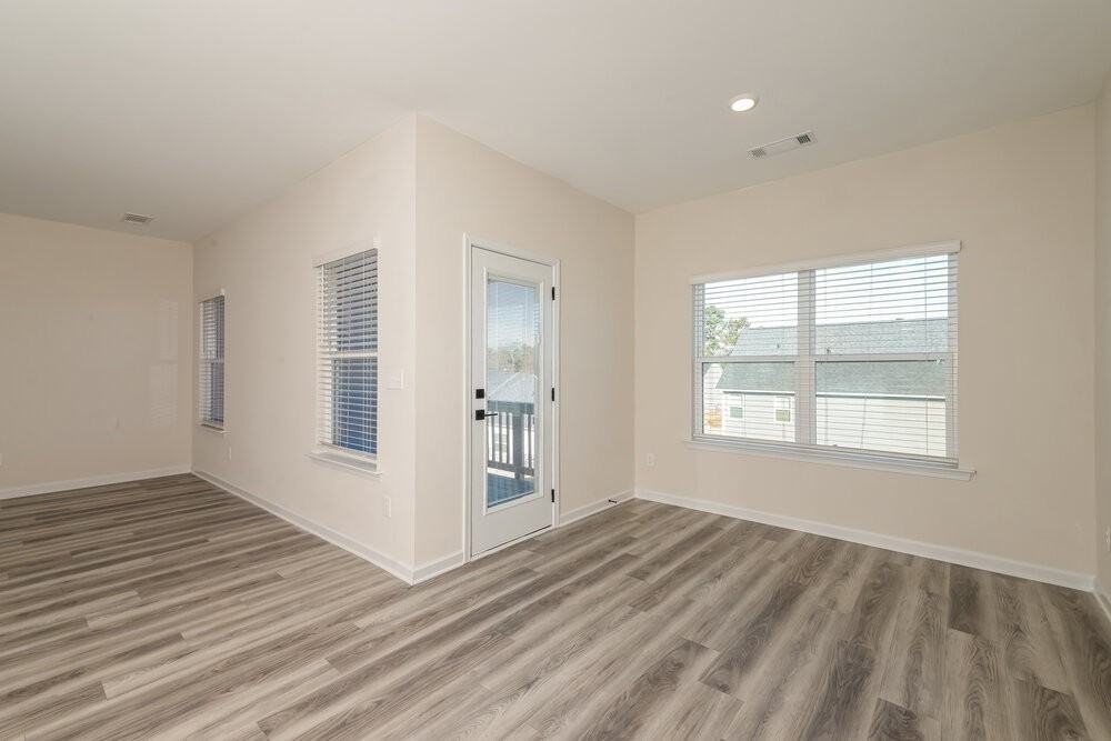 3382 Arabian Farm Ln - Photo 6 of 17