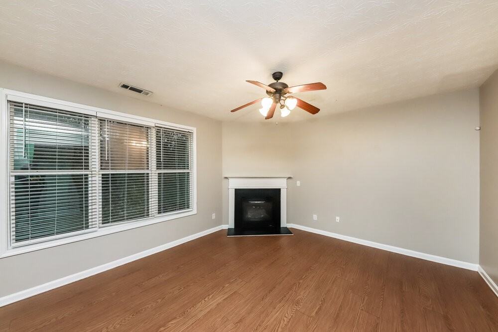 7072 Littlebrook Way - Photo 5 of 17