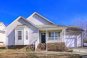 featured image of 525 Groveton Trl